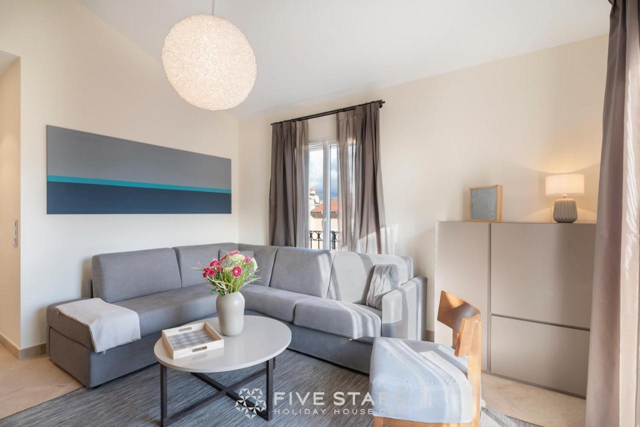 Artemys - Five Stars House Apartment *