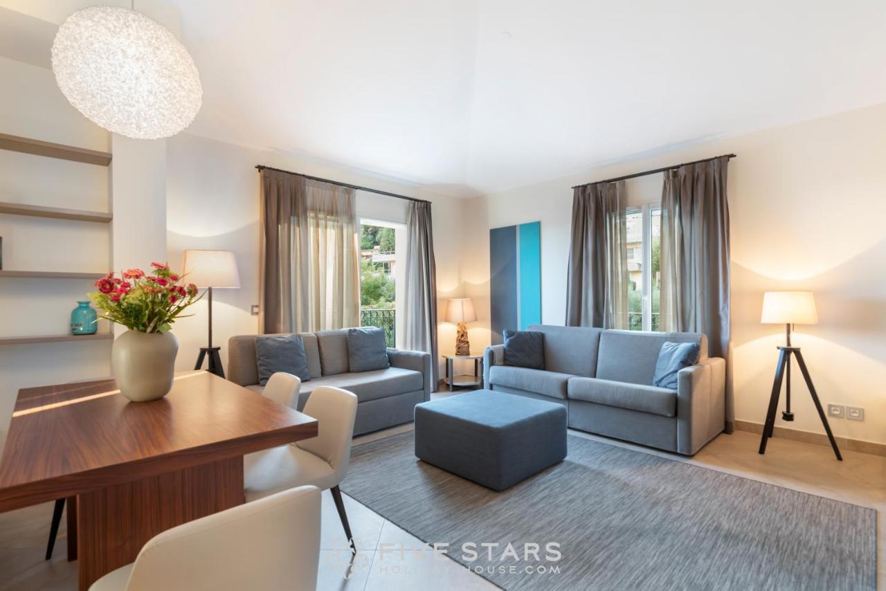 Artemys - Five Stars House