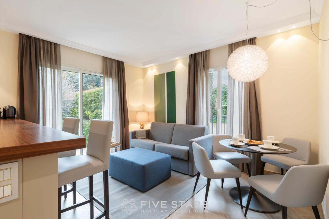 Artemys - Five Stars House