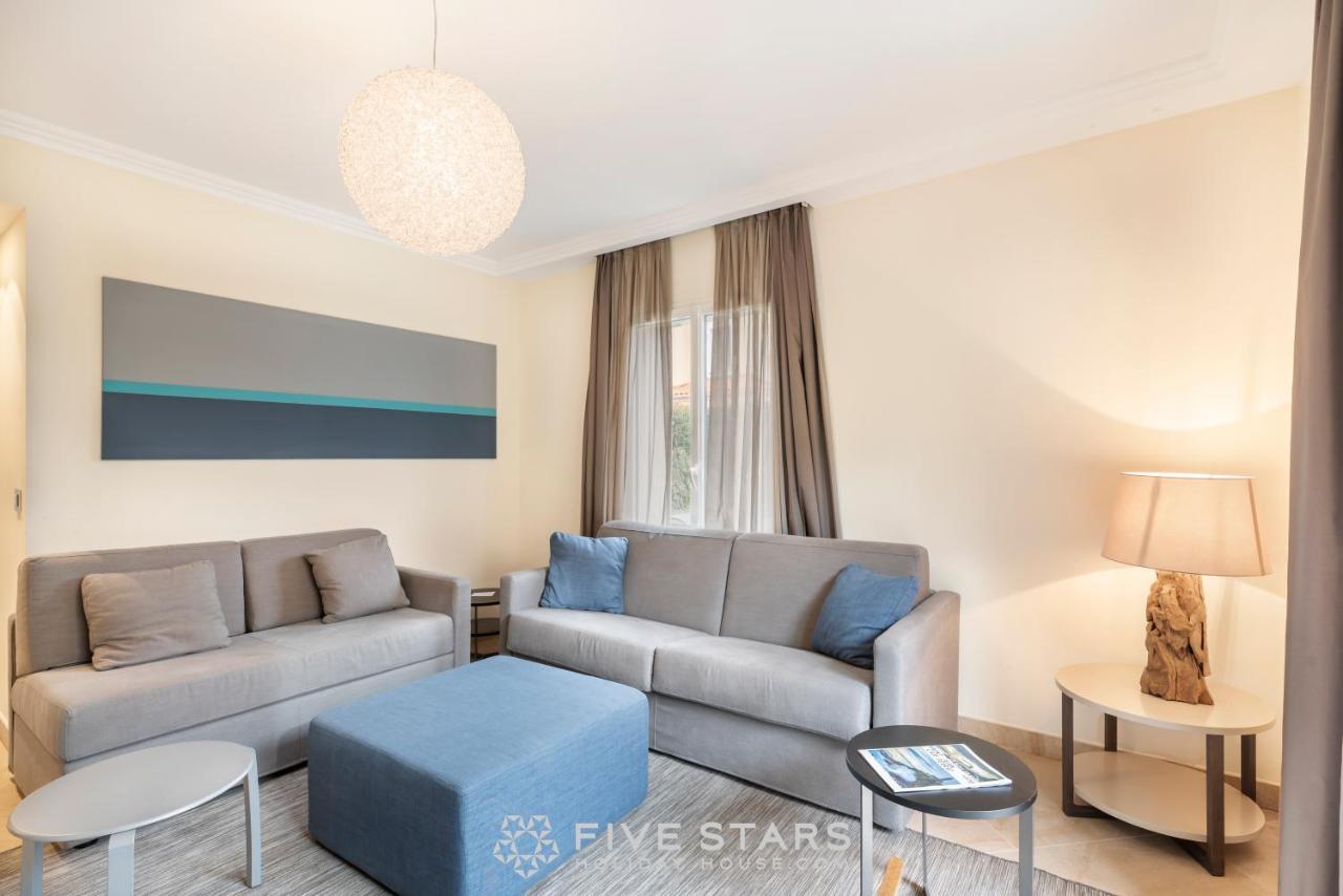 Artemys - Five Stars House