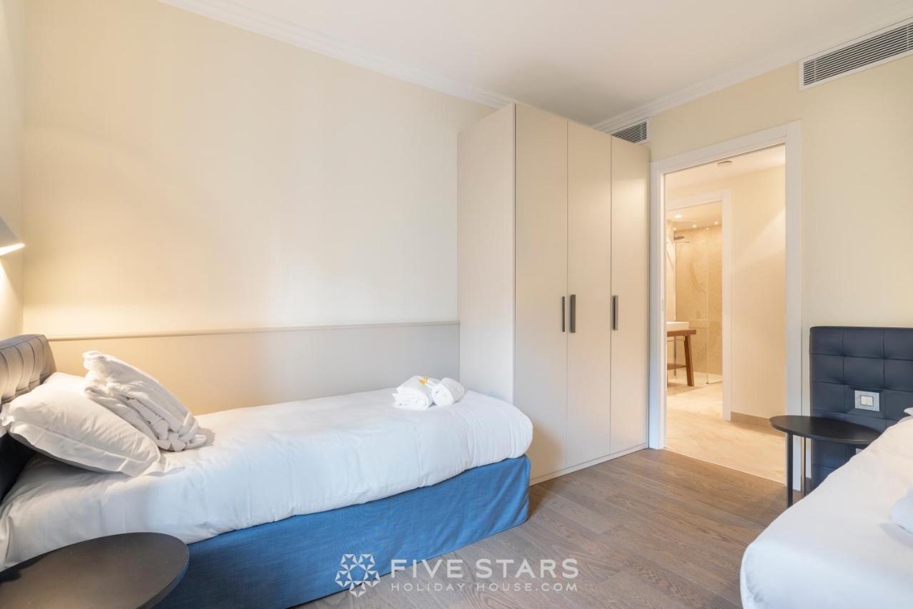 Artemys - Five Stars House