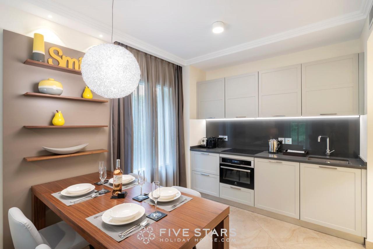 Artemys - Five Stars House Apartment *