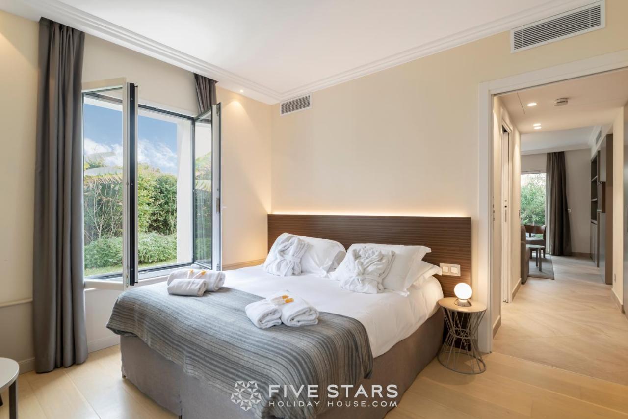 Artemys - Five Stars House
